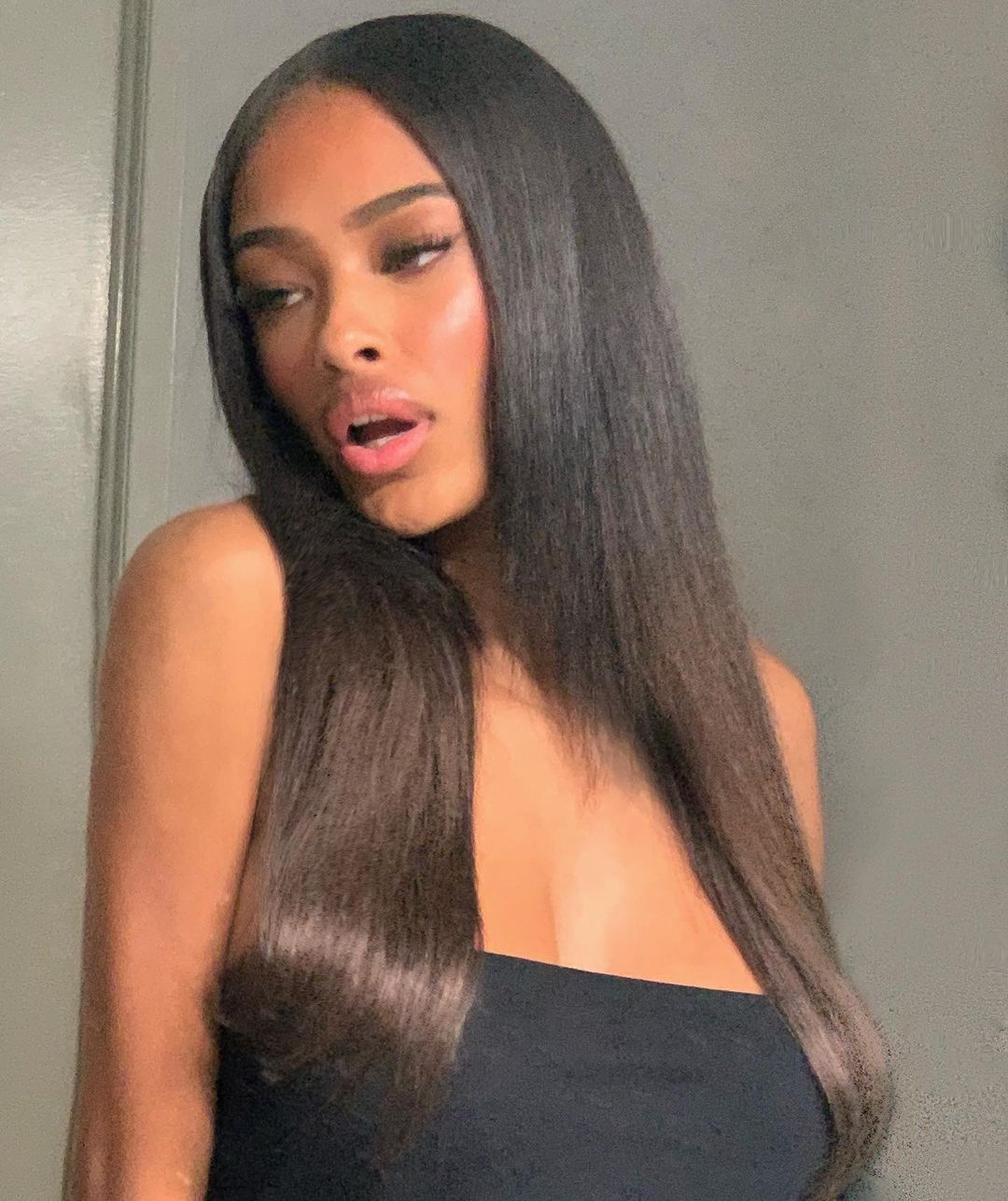 Відповідь Кім: Каньє Уест почав зустрічатися з 22-річною моделлю