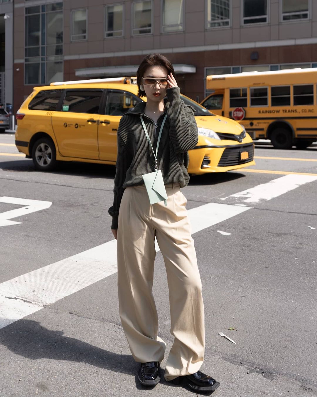 Лучший стритстайл на Неделе моды в Нью-Йорке осень-зима 2022