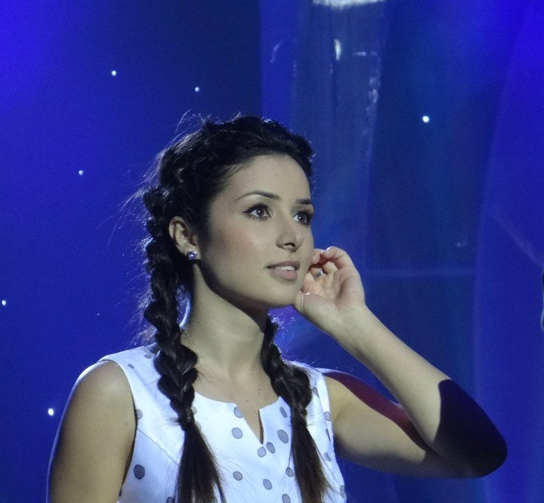 Тоді і зараз: як виглядала Холостячка Злата Огневич 10 років тому